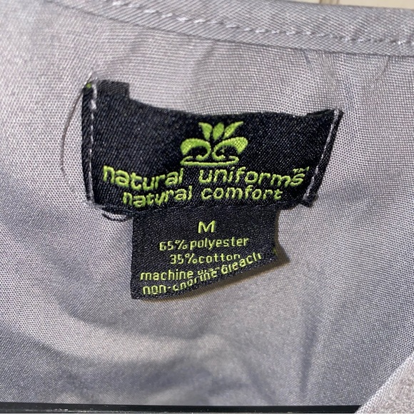 Natural Uniforms Gray Medium Solid V-Neck Scrub Set Medical Scrub Tops Pants - Picture 3 of 16